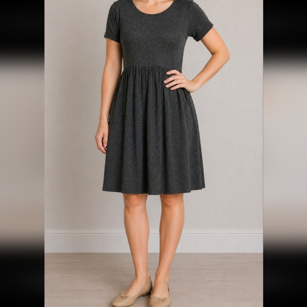 TOBI stretchy semi sheer fit flare mini summer M